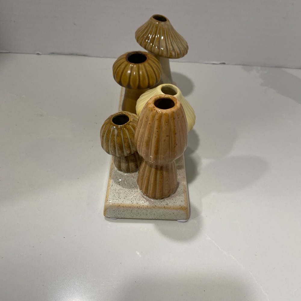 Creative Co-Op Stoneware Drip Glaze Mushroom Multi Vase Set 5 Vases 7 1/2”Lx4”H - Picture 2 of 5